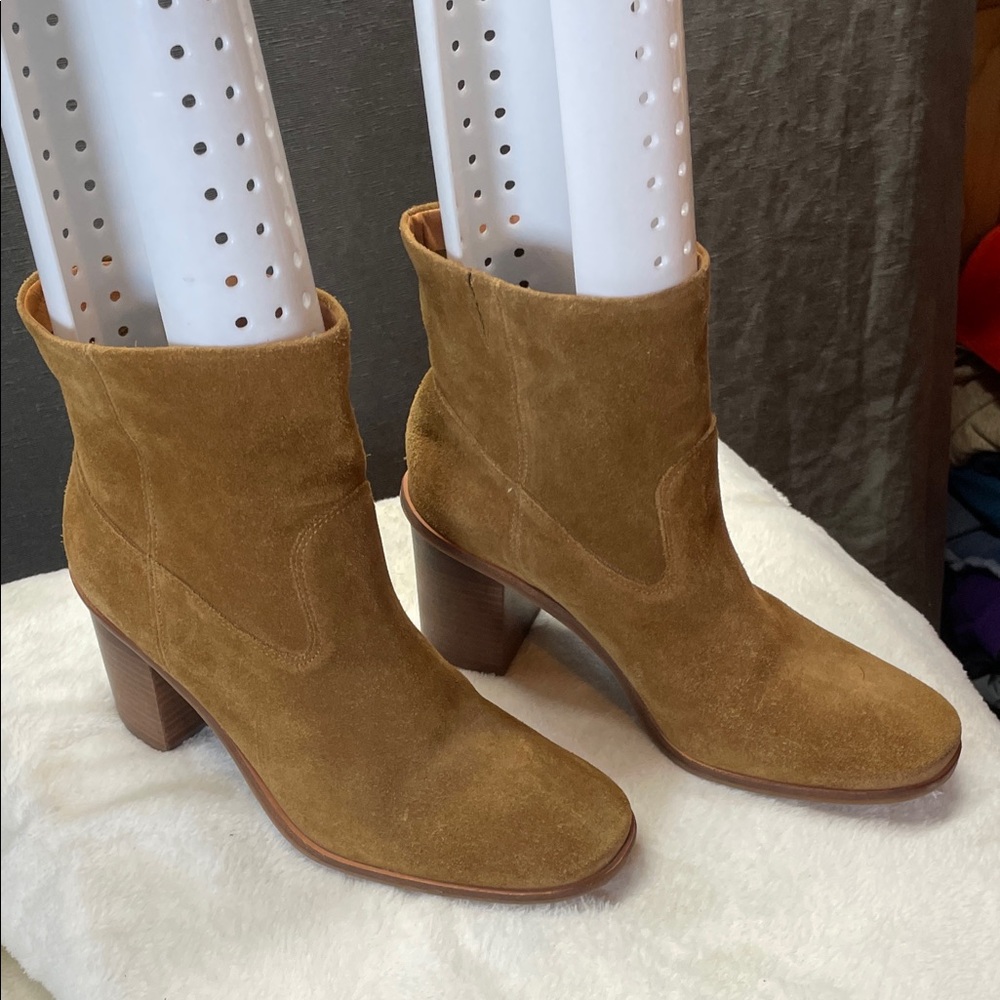 Lucky Brand Tan‎ Suede Heeled Boots